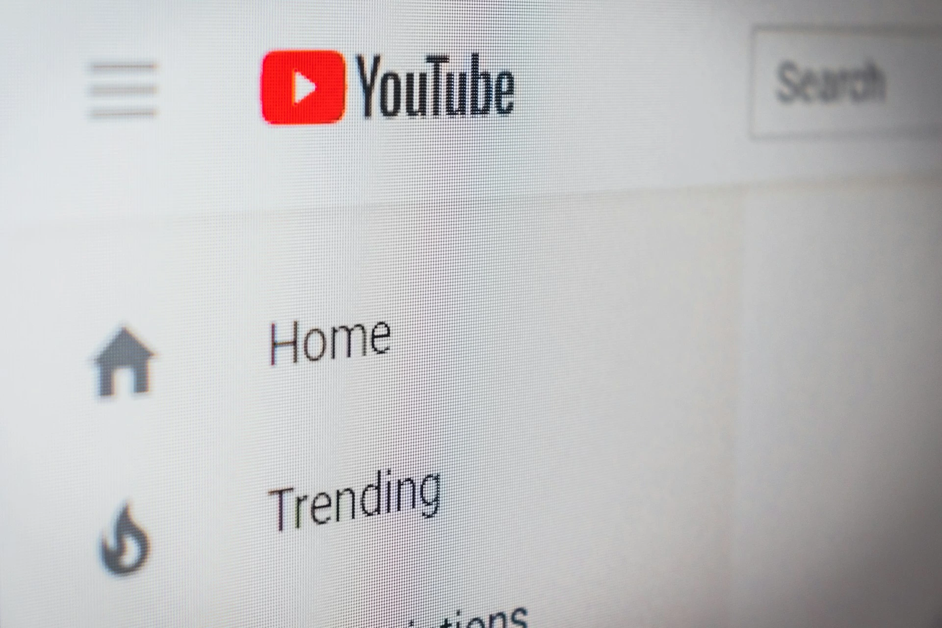 รัสเซียปรับ Google เนื่องจากเนื้อหาใน YouTube เกี่ยวกับการยอมรับความเป็นผู้แพ้ทางทหาร